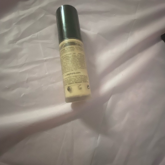 Sefora foundation new without box never used - Picture 2 of 3